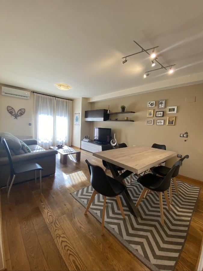 Apartment Neret I *